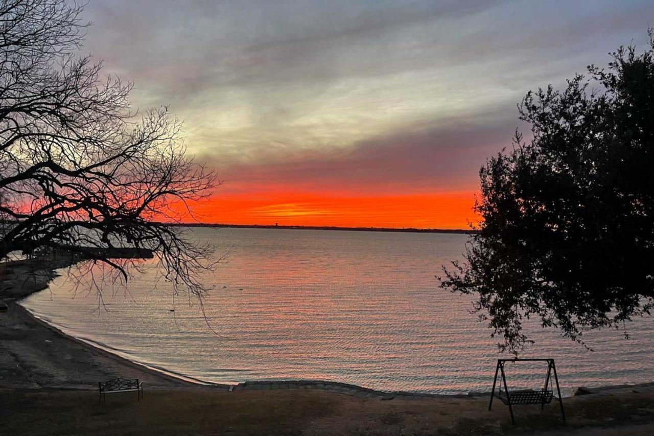 Lakefront Rockwall Home With Scenic Deck And Patio! Dış mekan fotoğraf